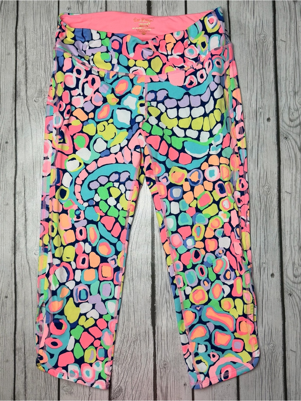 Lilly Pulitzer Women’s M Luxletic Crop Leggings Gypsy Jungle Colorful Spots